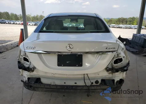 2015 Mercedes-Benz C 300 4Matic from USA, damaged, VIN 55SWF4KB7FU015568
